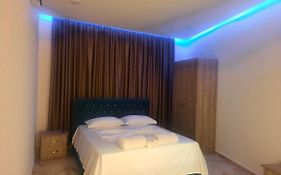 Hotel Megniar